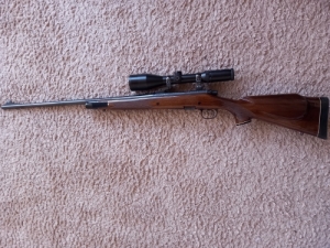 Remington 700 Custom Deluxe