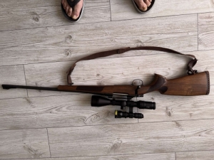 CZ-557 LUX