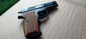 Elad� eredeti F�G GKK-45 (.45 AUTO) marokl�fegyver
