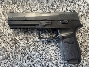 SIG Sauer P320 Nitron FULL-SIZE pisztoly �J