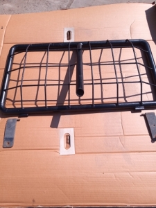 Suzuki Samurai vadsz�ll�t�