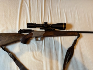 R93