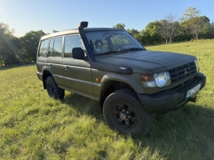 Mitsubishi Pajero 2.5 TD GLS 7 szem�lyes – restaur�lt terepj�r� vad�szathoz